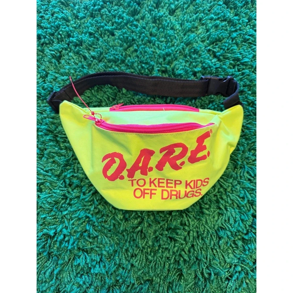 D.A.R.E. Fanny Pack Unisex OS Neon Yellow Excellent Retro 90s Waist Bag Pouch